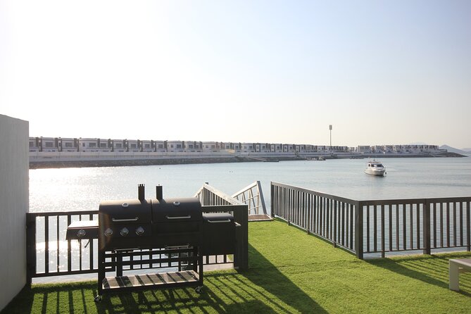 2 Dives for Certified Divers in Fujairah with lunch & transfer - Small Group Size: Why It Feels Less Chaotic