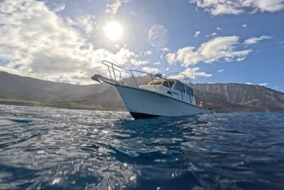 2 Tanks Scuba Dive Kaua'i from a Boat - Two Underwater Sessions: How the Guide Builds Your Plan