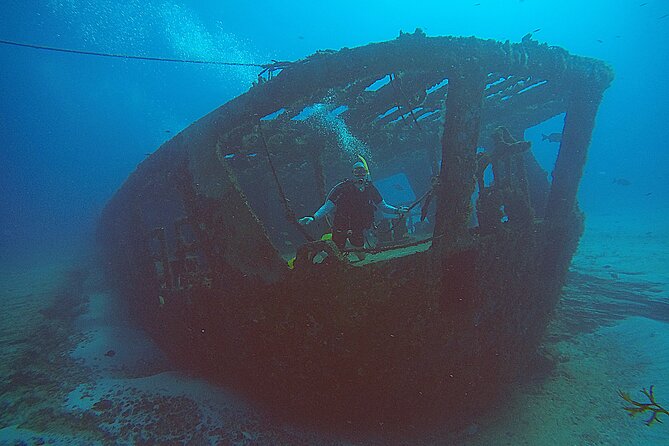 2 Tanks Scuba Diving Wreck and Reef in Cancun for Certified Divers - Two Tanks, One Afternoon: How the schedule really feels