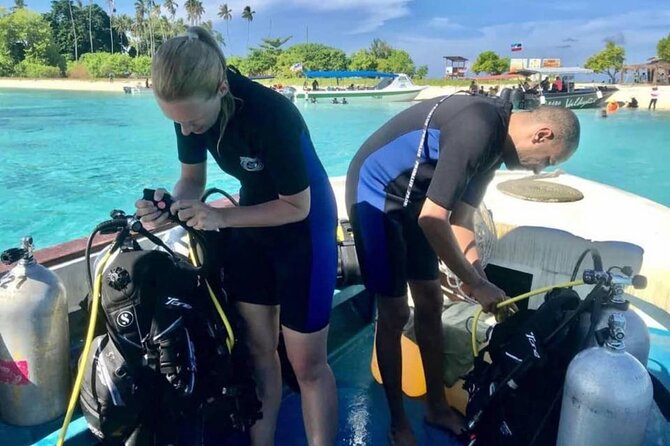 3 Semporna Islands Tour with Snorkel or Diving Experience - The crew vibe: calm, careful, and willing to help