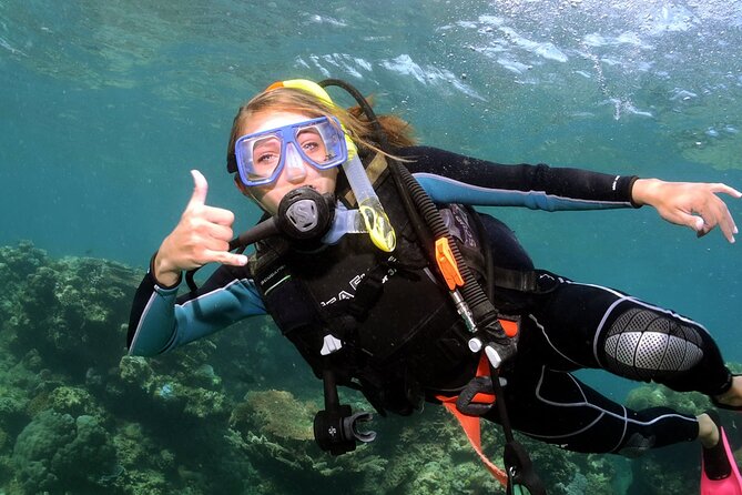 Alanya Scuba Diving Adventure: 2 Guided Dives with Lunch - Boat logistics: why the smaller-group format matters