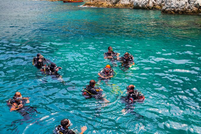 Alanya Scuba Diving with Hotel Transfer incl. Lunch - The boat day: lunch onboard, long stretches, and motion sensitivity
