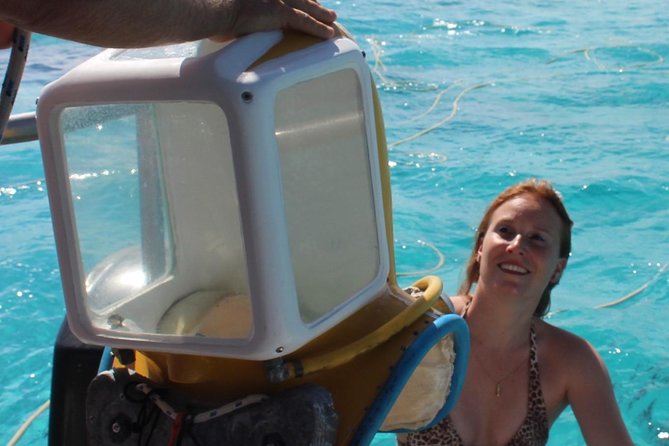 Aqua Safari Introductory Helmet Dive (Underwater Walk) - The 30-minute lagoon floor walk: coral garden plus serious fish