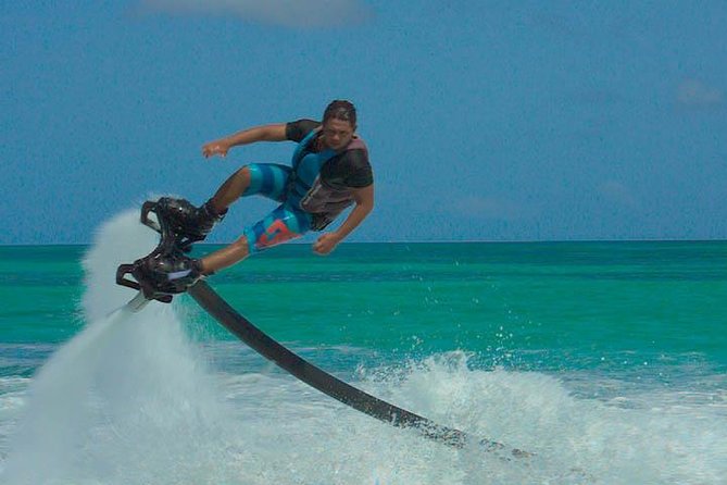 Aruba Flyboarding & Jetovator Experience: Fly Like a Bird & Dive Like a Dolphin - The learning curve: why crashing into water is part of the deal