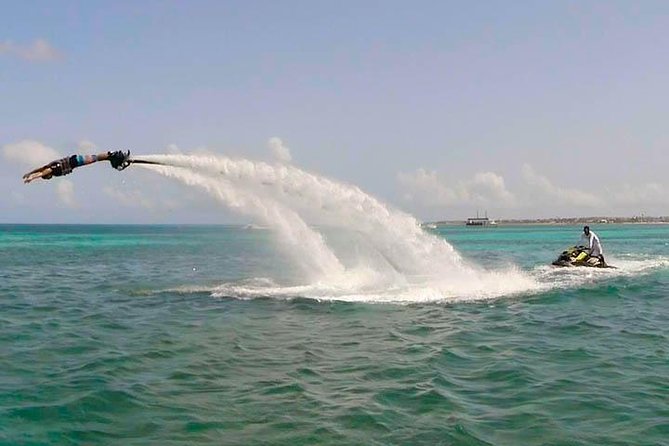 Aruba Flyboarding & Jetovator Experience: Fly Like a Bird & Dive Like a Dolphin - What to bring (and what to plan for) on a beach flyboarding day
