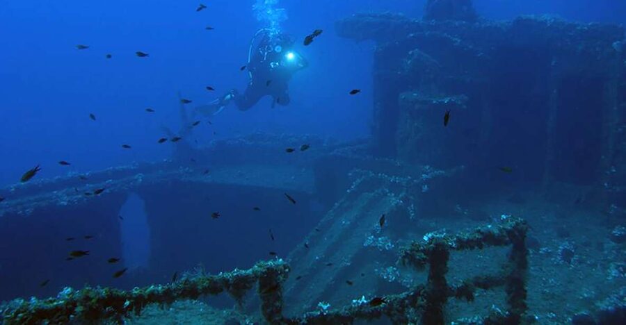Athens: Adventure Dives in Nea Makri for Certified Divers - Shore vs boat: how you’ll choose calm water or open-water sites