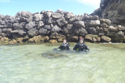 Baptism of diving in the Natural Park of the Strait - The short theory class: signs, safety, and marine life