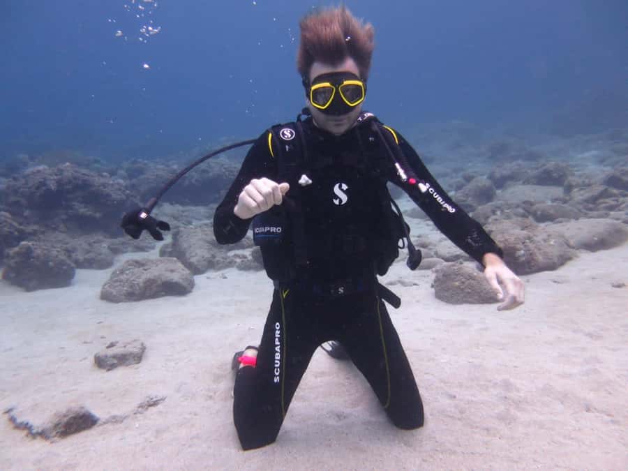 Blue Bay: LEARN TO DIVE TODAY with CORAL DIVING Team - Price and value: is $176 worth it?