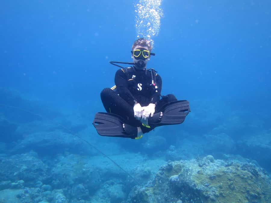 Blue Bay: LEARN TO DIVE TODAY with CORAL DIVING Team - Who this is best for (and who should skip it)