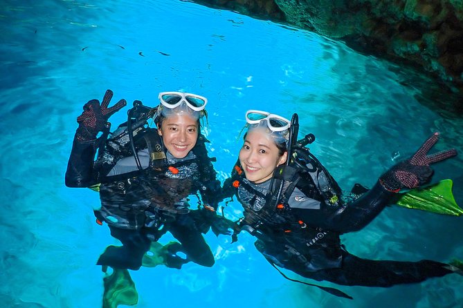 Blue Cave Introductory Dive–Private Guide, Boat Tour&Free Photos - Facilities at the shop: you’ll use them, not just admire them