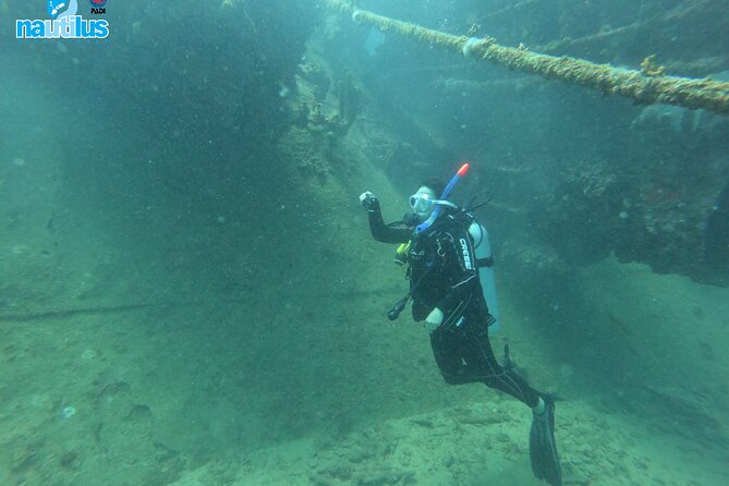 Boat Dive Shipwreck/ Airplanes/ Reef /2 tanks - Stop Two: Barcadera Reef and Your Second Tank