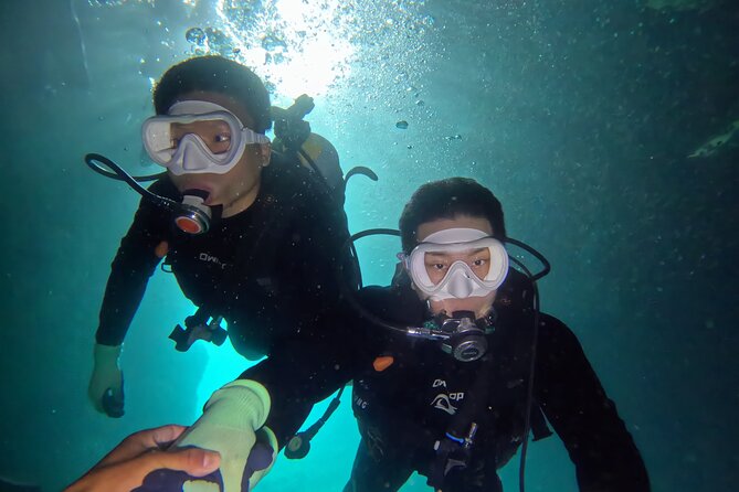 Boat entry diving at the Blue Cave in Onna Village, Okinawa! - From 2707 Maeda, Onna to a ready-to-go start