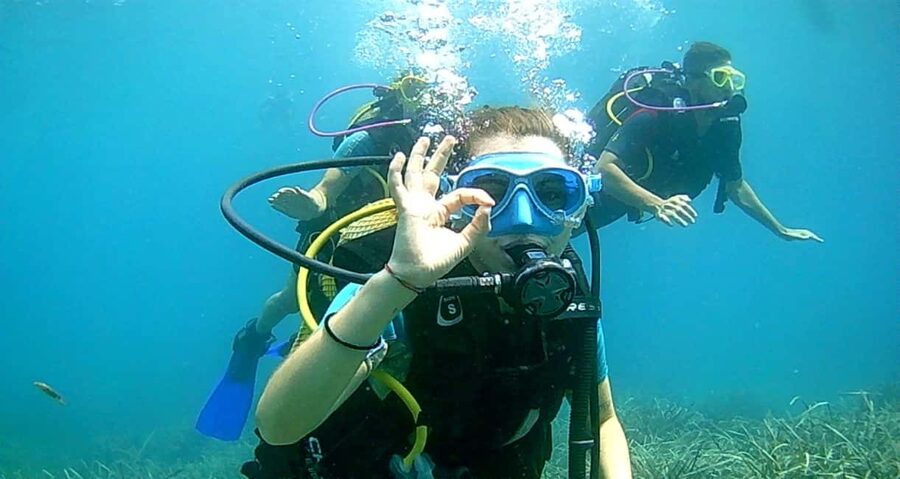 Brindisi: Underwater scuba diving - Your first step: briefing and gear prep (where most comfort starts)