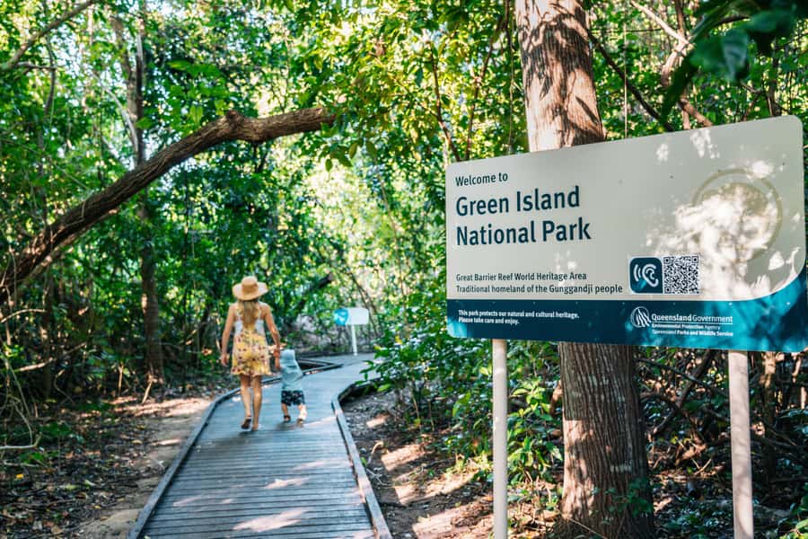 Cairns: Green Island and Seawalker Helmet Dive Combo - Who this tour suits best