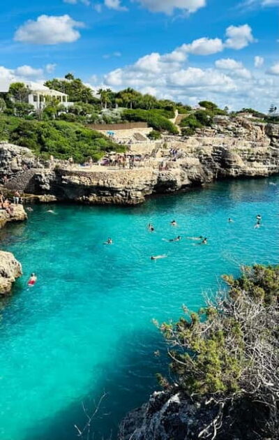 Cala en Blanes: Secret spots for the best dives with a local guide - Starting at Carrer Clot d’en Barceló: the calm beginning before the coast takes over