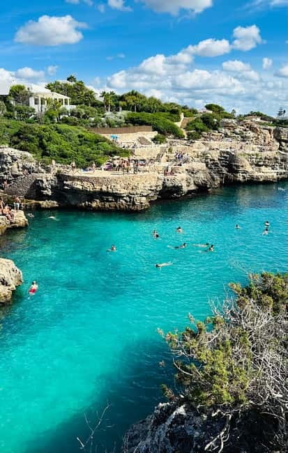 Cala en Blanes: Secret spots for the best dives with a local guide - Starting at Carrer Clot d’en Barceló: the calm beginning before the coast takes over