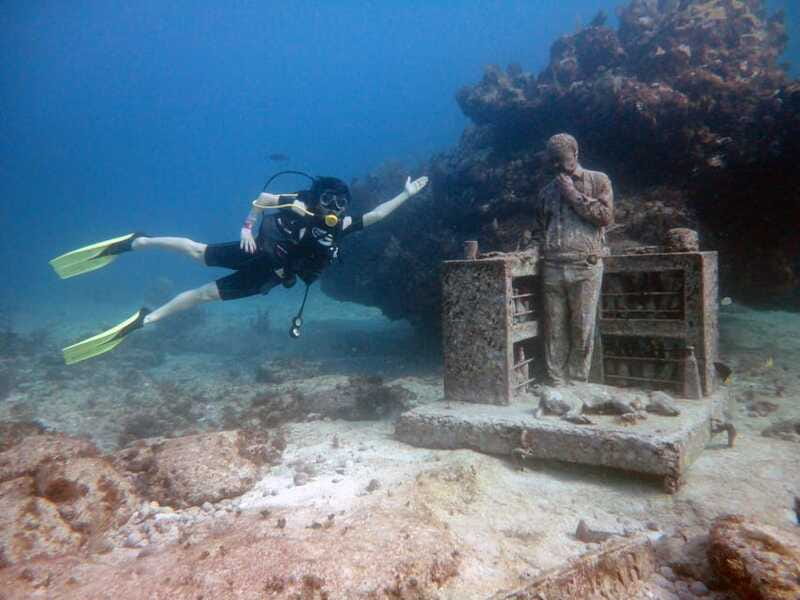 Cancún: Underwater Museum & Reef for Certified Scuba Divers - Who this MUSA reef tour is best for
