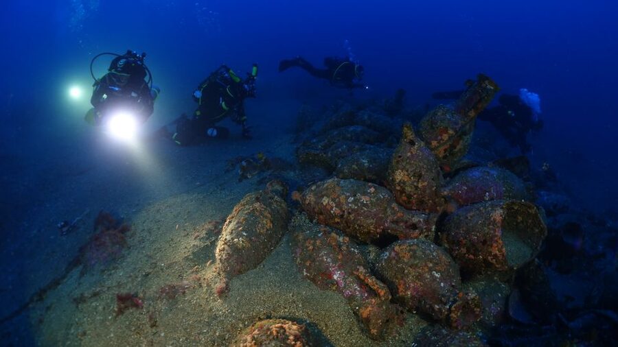 Catania : Diving for patented divers - Price check: is $71 good value?