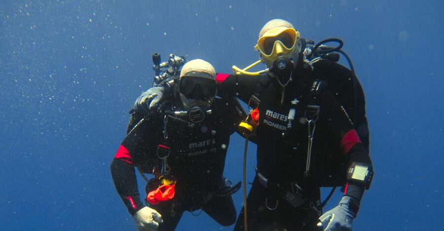 Catania: Gulf Scuba Diving Tour with Marine Biologist - The scuba session structure: calm coaching that helps first-timers relax