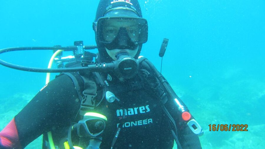 Catania: Gulf Scuba Diving Tour with Marine Biologist - Getting there from Etna & Sea Excursions: boat time is part of the show