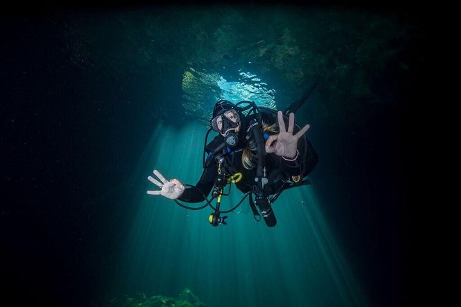 Cenotes 2-Tank Dive in Playa del Carmen/for certified divers only - Small group attention: what four people changes for your day