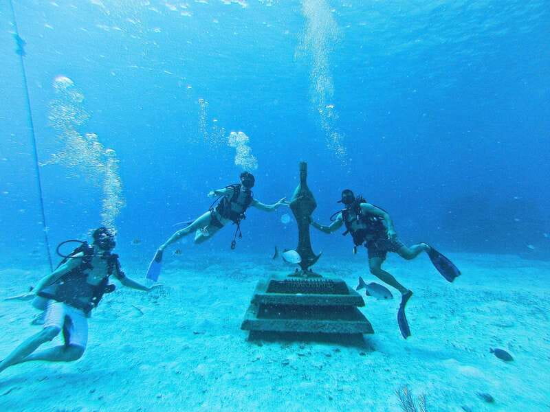 Cozumel: One Tank Scuba Dive and Full Chankanaab Park Access - The Underwater Part: Caves, Sculptures, and Reef Barrier Life