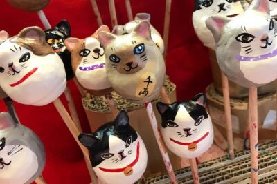 Deep Dive into the World of Daruma Dolls - Choosing Your Fabric: the Fun (and Hard) Part