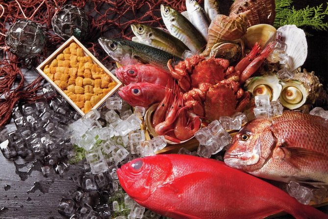 Deep Dive: Osaka Food Markets from Local to Luxurious! - Takashimaya depachika and Kuromon Market: the “shopping as entertainment” lesson