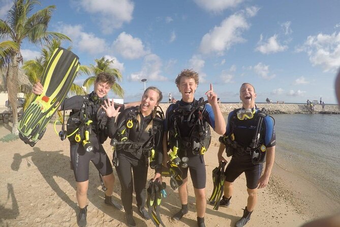 Discover Diving in Curaçao with Transportation Included - Transportation Included: Pickup That Saves You Stress