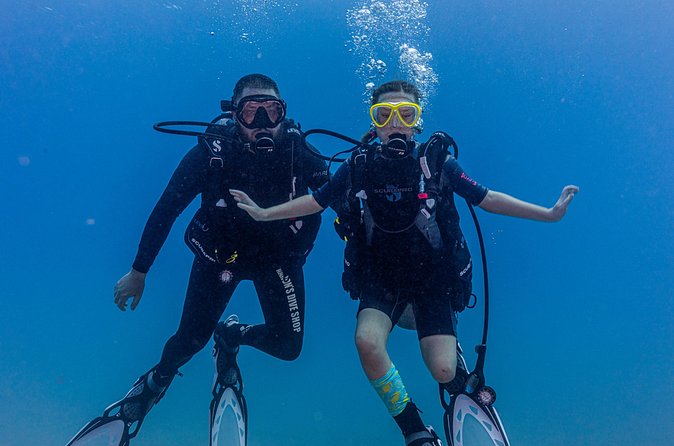 Discover Scuba Diving in Hawaii - Non certified divers! - Boat Break Time: Coast Views and a Breather Between Sessions
