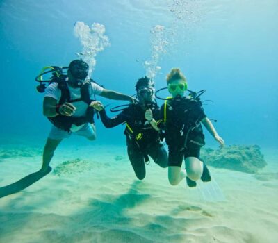 DISCOVER SCUBA DIVING IN LEMORNE with EasydiveMauritius - The 2-hour plan: pool skills before you hit the sea