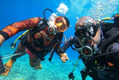 Discover Scuba Diving in Tenerife - Gear and snorkel rental: come light, get set up