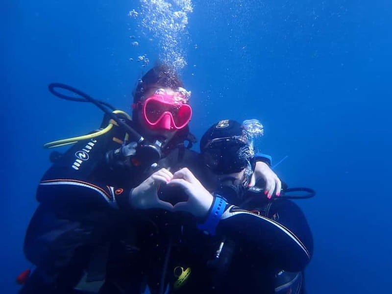 Discover Scuba Diving, scuba diving for begginers!! - Should you book this beginner scuba course?