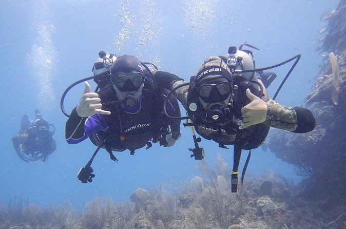 Discovery Scuba Dive. - What about photos and recording?