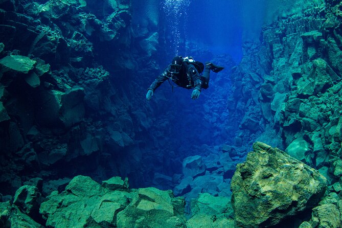 Dive the Divide: Silfra Fissure Scuba Tour | Meet at Thingvellir - Inside the route: Deep Crack to Cathedral to Lagoon