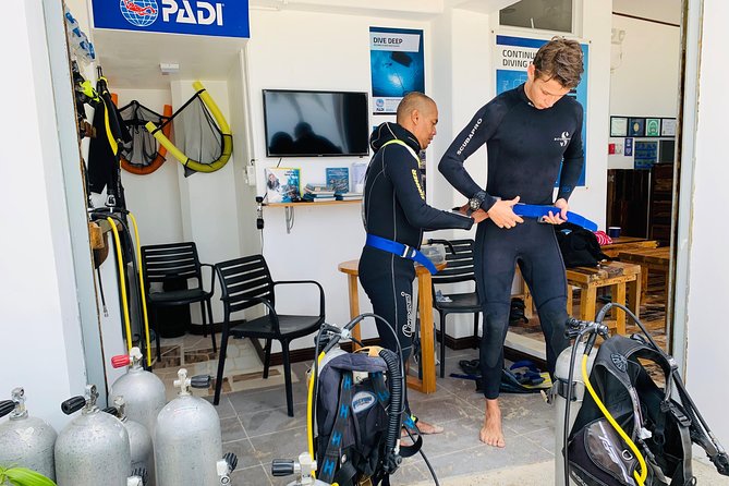 DiveGurus - Open Water Diver Course SSI/PADI - A practical look at the Open Water Diver course in Boracay