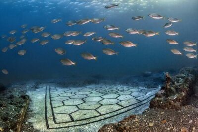 Double Dive in the Bay Park for certified divers - Underwater session one: Tempio di Venere and the archaeology-first experience