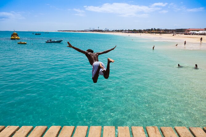 Double Diving in Sal Island - Half Day - Two site types: reef life and wreck-style scenery