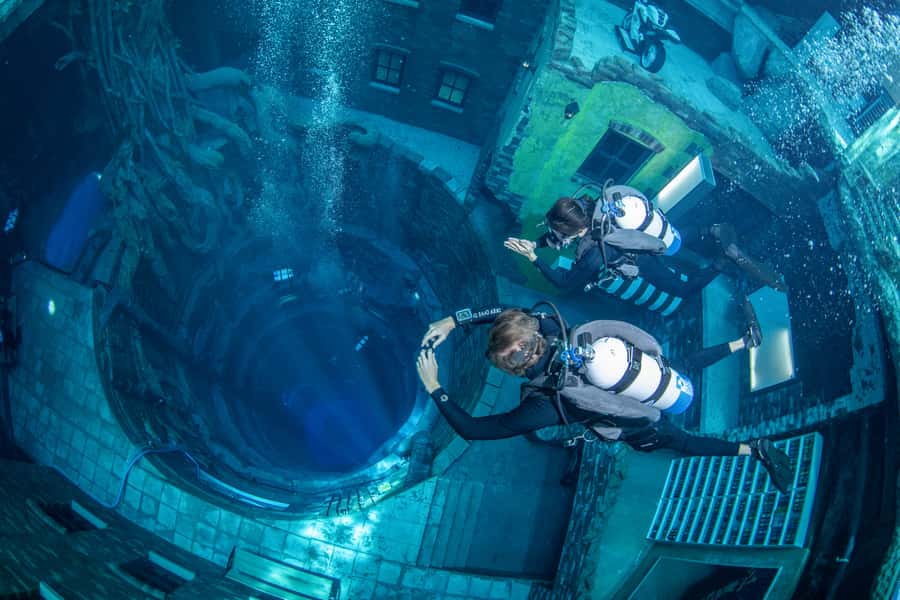 Dubai: Discover Scuba Dive for Beginners at Deep Dive - Why this beginner scuba session in Dubai feels different