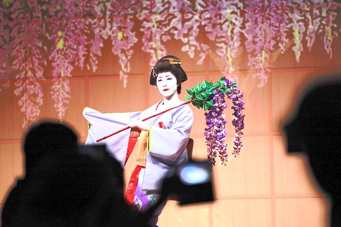 EDOCCO Tea House–A Quick Dive into Japanese Traditional Culture - Stepping Into EDOCCO Studio’s Edo-Style Atmosphere