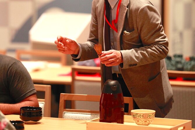 EDOCCO Tea House–A Quick Dive into Japanese Traditional Culture - Shodo Calligraphy: The Moment Your Hand Slows Down