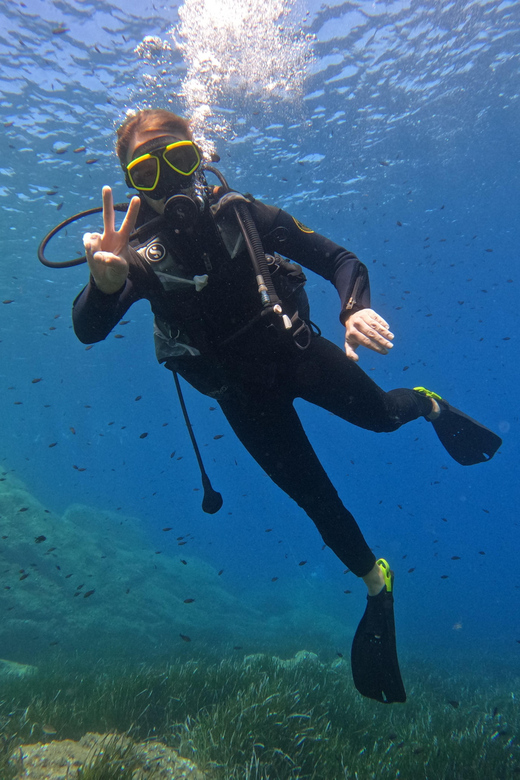 First Scuba Diving Experience in Calvi (From 8 yo) - Pre-water briefing: signals, safety, and one-on-one coaching