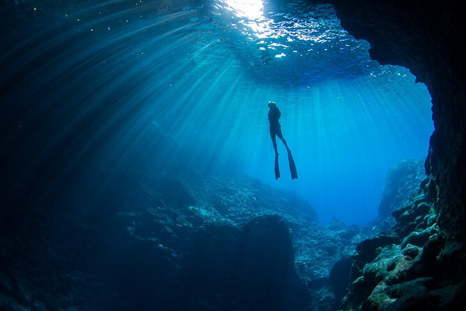 Freediving in Phuket - SSI - AIDA - Molchanovs - PADI - Who should book this Phuket breath-hold first level course