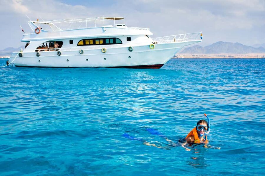From Sharm: Ras Muhammed & White Island By Boat & intro Dive - Make it comfortable: timing, long boat days, and simple hacks
