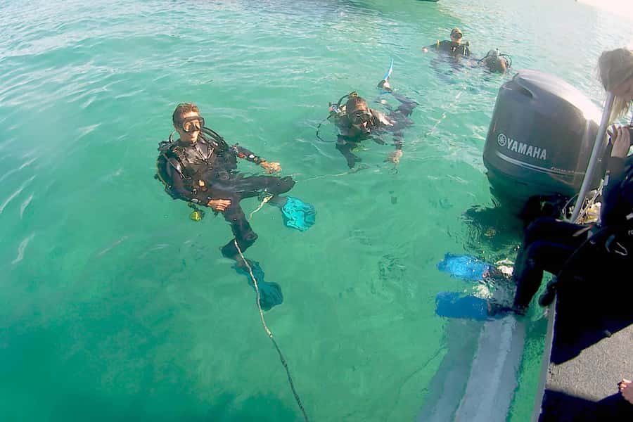 Gold Coast: Introductory SCUBA Diving Experience - The Boat Ride North Through Canals to Wave Break Island