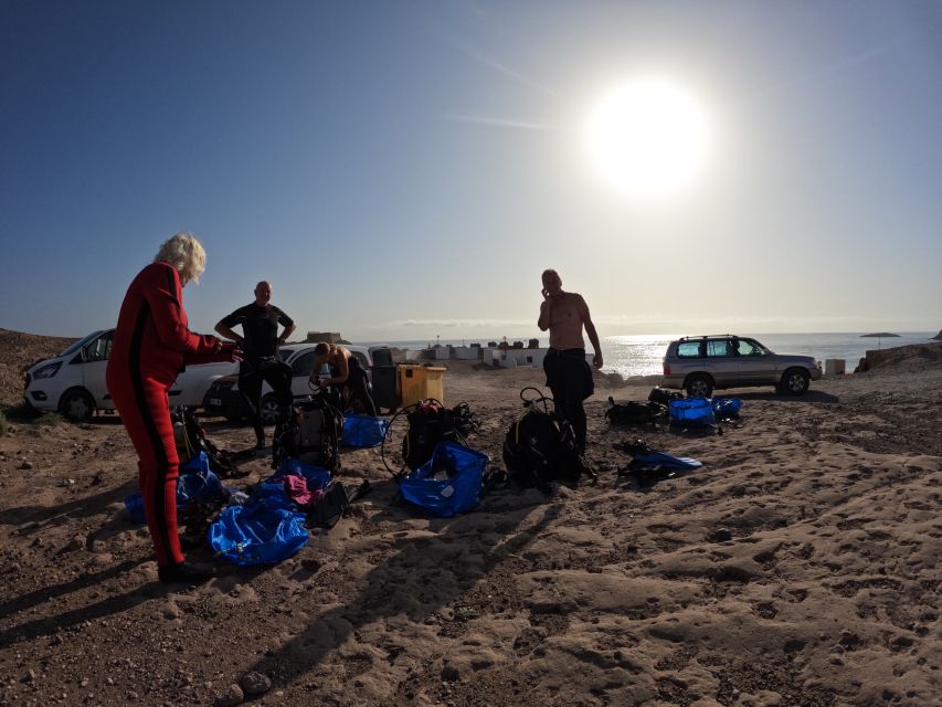 Gran Canaria: Discover Scuba Diving - Free Transfers - Price and value: $105 for 12 meters, coaching, and transfers