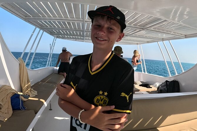 Hurghada Diving Adventure one Day with two Dives Boat Trip - Two Underwater Sessions in One Day: How the Day Actually Plays Out