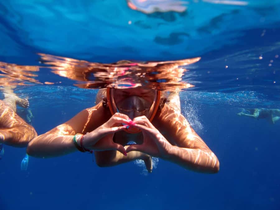 Hurghada: Orange Bay Snorkeling cruise and optional diving - The Boat Setup: Sun Deck Comfort Meets Air-Conditioned Escape