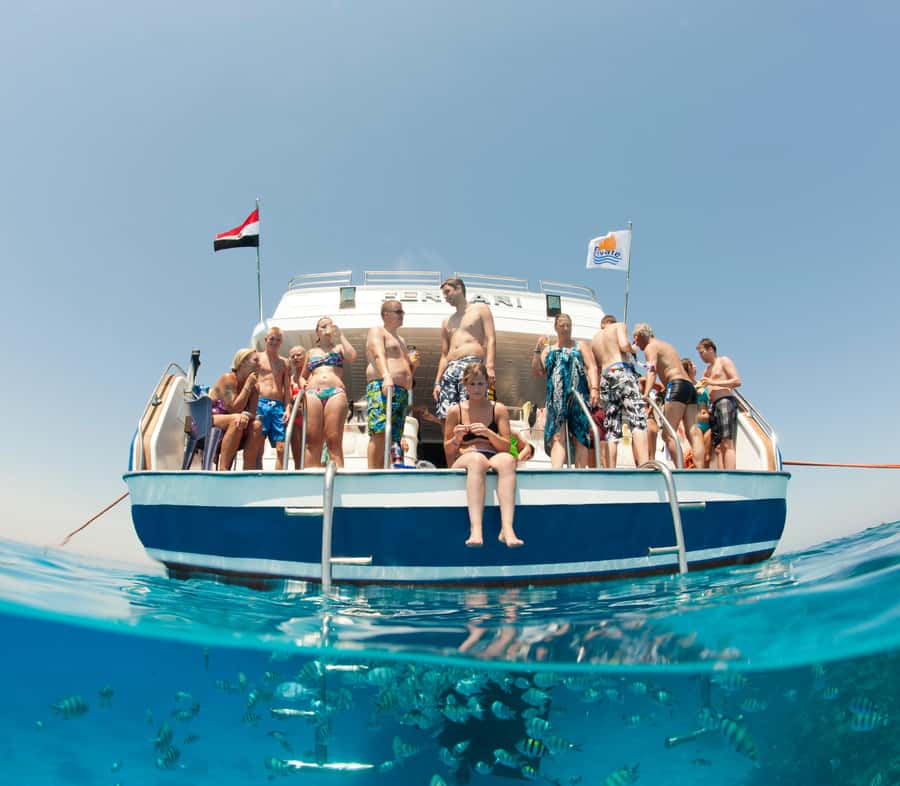 Hurghada: Snorkeling 6 x 1 to Orange Bay w Diving & Massage - Free Back Massage at Sea: The Midday Reset You Didn’t Know You Needed