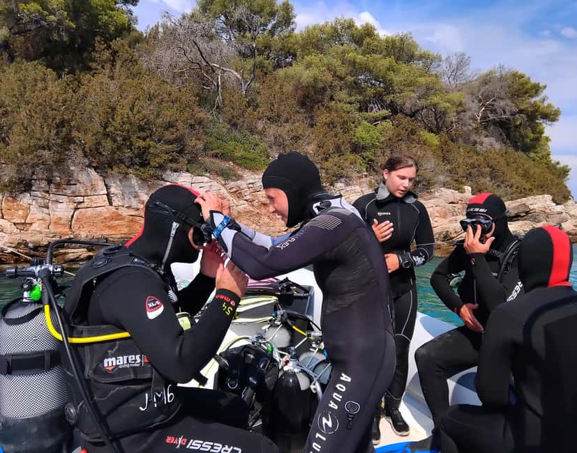Hvar: Try Dive/Discover Scuba Diving Program - A 3-hour PADI Discover Scuba trial on Hvar’s shoreline